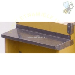 Apri scheda prodotto: Coprivestibolo per arnie - tettoietta zincata - coprimaschera 12F
